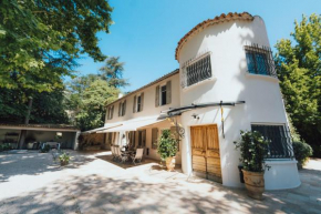 Domaine de Roquepertuse